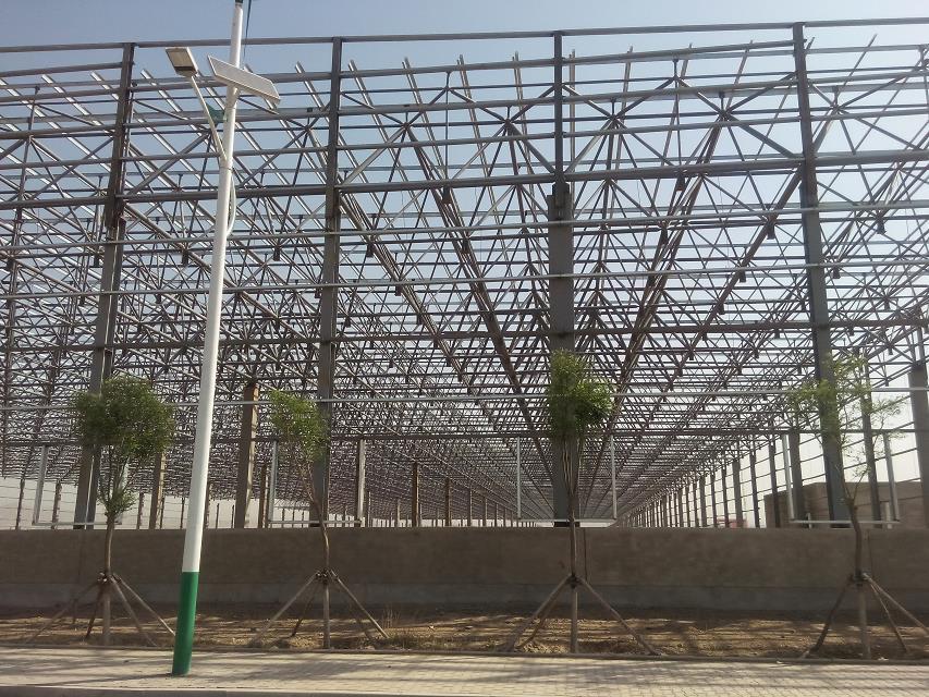 乌鲁木齐汽车工业厂房网架